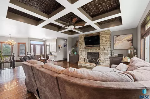 Living - 1005 Andrew Dr, Crooks, SD 57020 photo 5 of 6