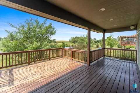 Exterior - 1005 Andrew Dr, Crooks, SD 57020 photo 20 of 26