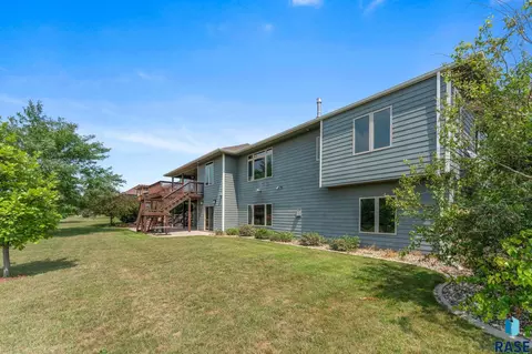 Exterior - 1005 Andrew Dr, Crooks, SD 57020 photo 21 of 26