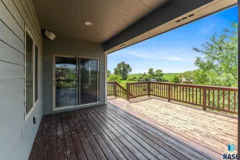 Exterior - 1005 Andrew Dr, Crooks, SD 57020 photo 19 of 26