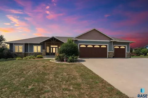 Exterior - 1005 Andrew Dr, Crooks, SD 57020 photo 2 of 26