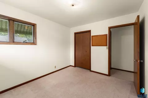 Bedroom - 109 10th St E, Jasper, MN 56144 photo 4 of 6