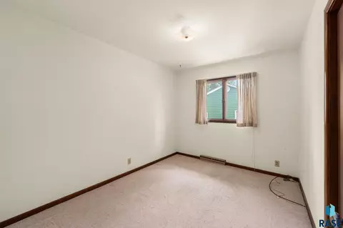 Bedroom - 109 10th St E, Jasper, MN 56144 photo 1 of 6