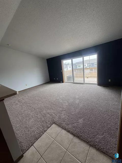 Living - 4620 E 3rd St # 8, Sioux Falls, SD 57110 photo 1 of 2