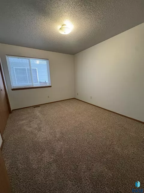 Bedroom - 4620 E 3rd St # 8, Sioux Falls, SD 57110 photo 2 of 4