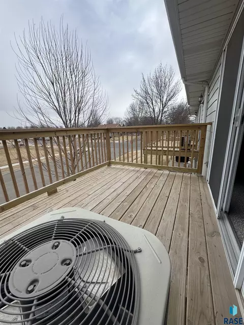 Exterior - 4620 E 3rd St # 8, Sioux Falls, SD 57110 photo 3 of 6