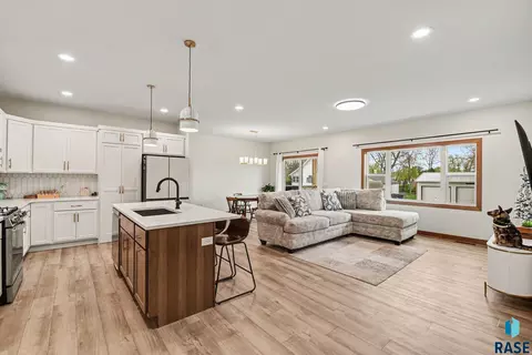 Other - 1001 S Moonlight Cir, Brandon, SD 57005 photo 3 of 8