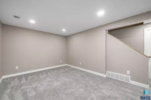 Other - 5604 S Drexel Dr, Sioux Falls, SD 57106 photo 8 of 17