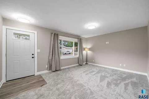 Other - 5604 S Drexel Dr, Sioux Falls, SD 57106 photo 1 of 17