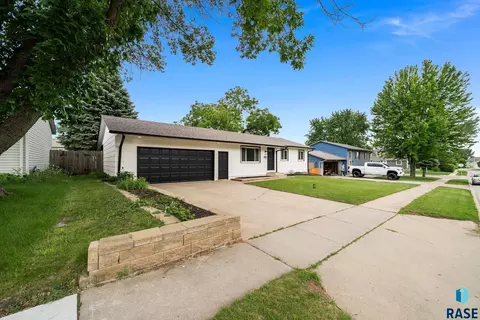 Other - 5604 S Drexel Dr, Sioux Falls, SD 57106 photo 17 of 17
