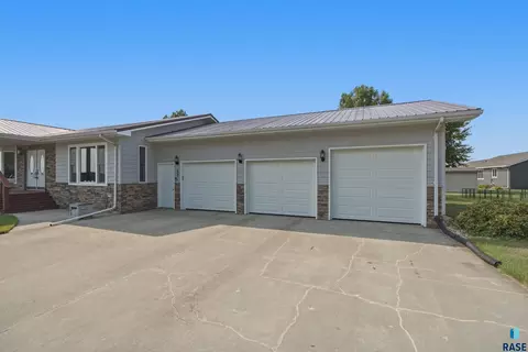 Other - 521 E Lightner Ave, Salem, SD 57058 photo 12 of 12