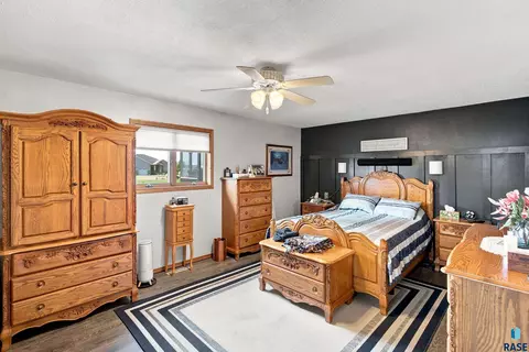 Bedroom - 521 E Lightner Ave, Salem, SD 57058 photo 2 of 5