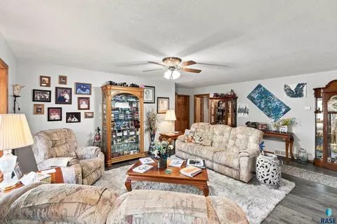 Living - 521 E Lightner Ave, Salem, SD 57058 photo 1 of 3