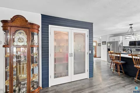 Entry Way - 521 E Lightner Ave, Salem, SD 57058 photo 1 of 1