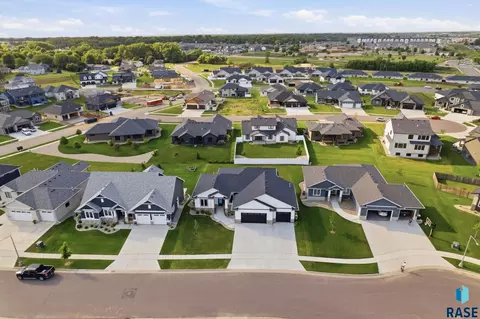 View/Area - 5600 E Daybreak Cir, Sioux Falls, SD 57110 photo 6 of 6