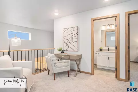 Entry Way - 2401 E Jetty Pl, Sioux Falls, SD 57108 photo 2 of 2