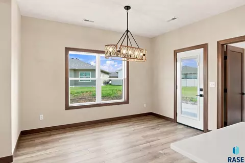 Dining - 5004 E 65th St, Sioux Falls, SD 57108 photo 2 of 3