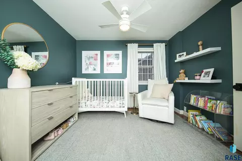Bedroom - 2209 S Main Ave, Sioux Falls, SD 57105 photo 4 of 6