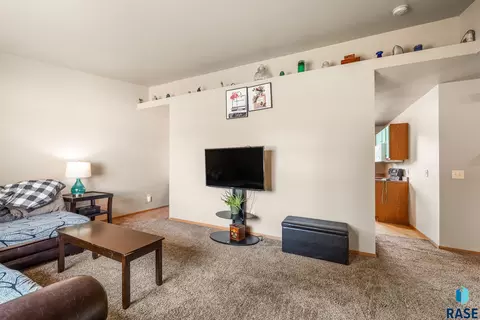 1301 E 70th St N, Sioux Falls, SD 57104 photo 8