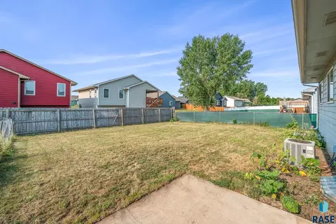 1301 E 70th St N, Sioux Falls, SD 57104 photo 23