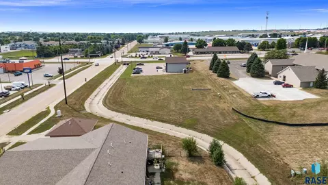708 N Splitrock Blvd, Brandon, SD 57005 photo 21