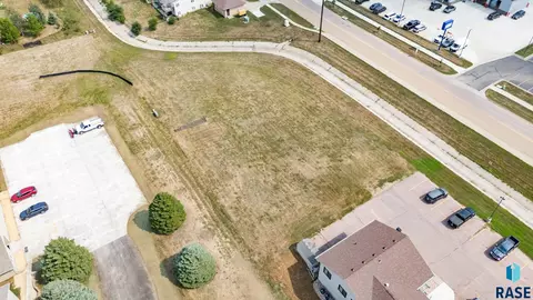 708 N Splitrock Blvd, Brandon, SD 57005 photo 5