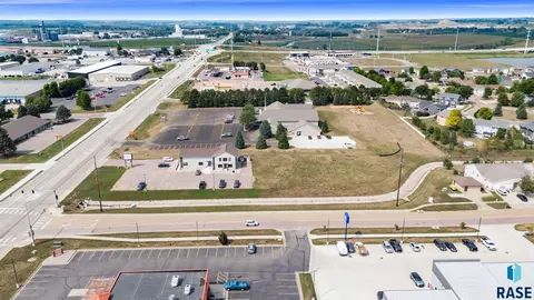 708 N Splitrock Blvd, Brandon, SD 57005 photo 29