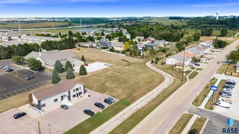 708 N Splitrock Blvd, Brandon, SD 57005 photo 40