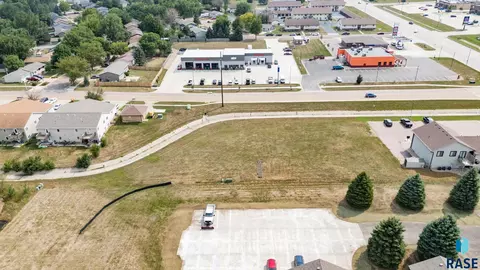 708 N Splitrock Blvd, Brandon, SD 57005 photo 14