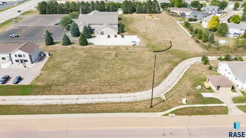 708 N Splitrock Blvd, Brandon, SD 57005 photo 35