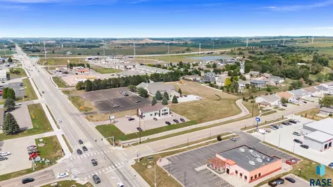708 N Splitrock Blvd, Brandon, SD 57005 photo 27