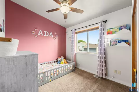 Bedroom - 1201 E 68th St N, Sioux Falls, SD 57104 photo 3 of 7