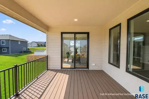 Exterior - 1504 W Bennett Dr, Brandon, SD 57005 photo 2 of 7