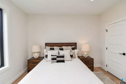 Bedroom - 1504 W Bennett Dr, Brandon, SD 57005 photo 2 of 23