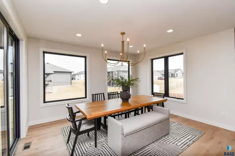 Dining - 1504 W Bennett Dr, Brandon, SD 57005 photo 1 of 6