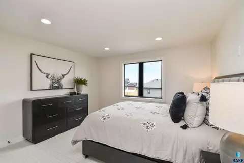 Bedroom - 1504 W Bennett Dr, Brandon, SD 57005 photo 15 of 23