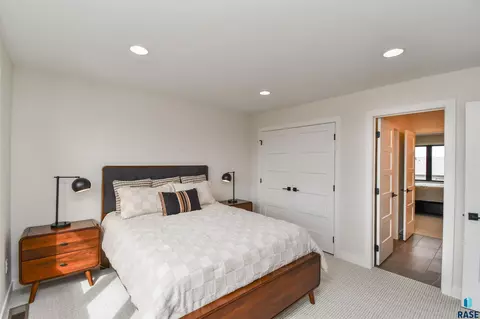 Bedroom - 1504 W Bennett Dr, Brandon, SD 57005 photo 13 of 23