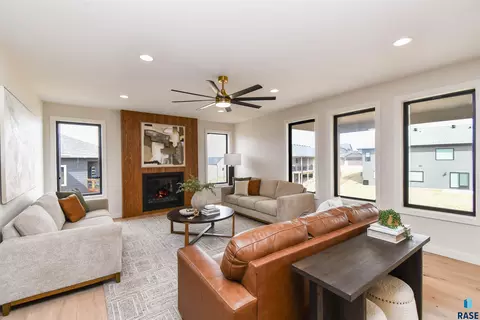 Living - 1504 W Bennett Dr, Brandon, SD 57005 photo 2 of 9