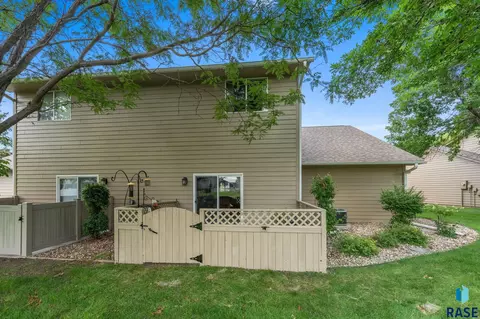 Exterior - 3419 W 80th Pl, Sioux Falls, SD 57108 photo 5 of 5
