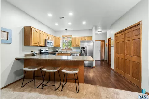 Kitchen - 3419 W 80th Pl, Sioux Falls, SD 57108 photo 1 of 1