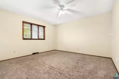 Bedroom - 8701 E Maple St, Brandon, SD 57005 photo 2 of 6