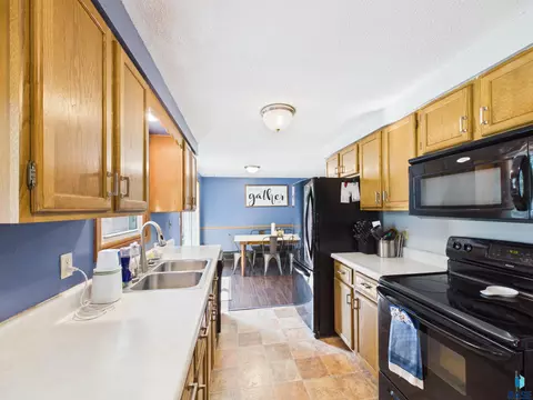 Kitchen - 721 NE 7th St, Madison, SD 57042 photo 2 of 3