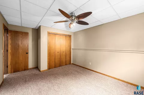Bedroom - 5112 E Blueridge Dr, Sioux Falls, SD 57110 photo 6 of 6