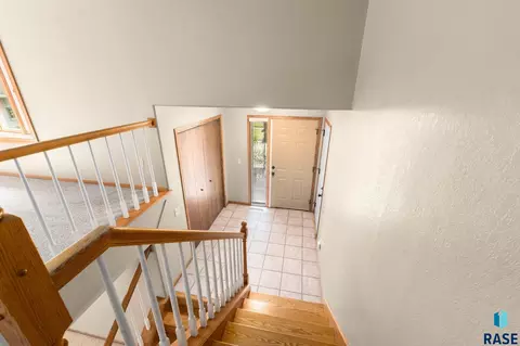 Entry Way - 5112 E Blueridge Dr, Sioux Falls, SD 57110 photo 1 of 1