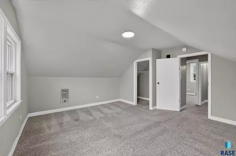 Bedroom - 1902 S Spring Ave, Sioux Falls, SD 57105 photo 10 of 10