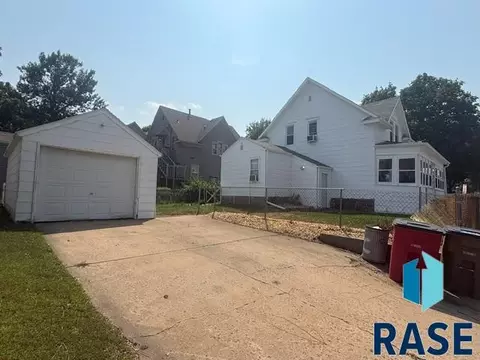 Exterior - 401 E 14th St, Sioux Falls, SD 57104 photo 4 of 4