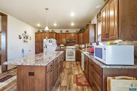 Kitchen - 713 S King Street St, Dimock, SD 57331 photo 1 of 3