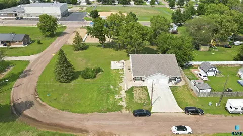 View/Area - 208 W 4th St, Worthing, SD 57077 photo 2 of 4