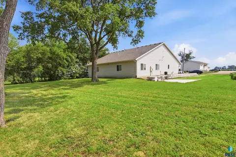 Exterior - 208 W 4th St, Worthing, SD 57077 photo 6 of 8
