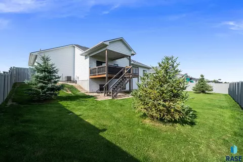 Exterior - 2301 E Mary Moore Dr, Tea, SD 57064 photo 6 of 10